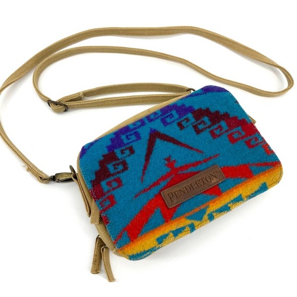Pendleton Aztec Wool Canvas Crossbody - Picture 4 of 13